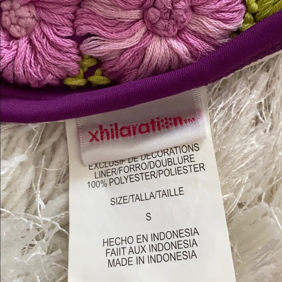 Floral crochet halter bikini - Picture 5 of 9